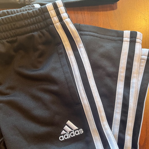 Adidas Tracksuit Set - Picture 3 of 3